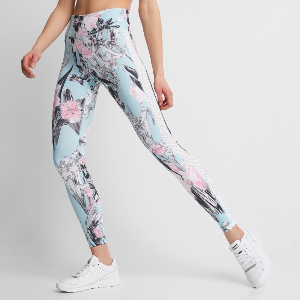 Nike Hyper Femme floral leggings